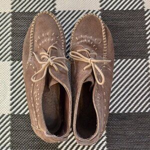Vintage Minnetonka Moccasin 193 Brown Suede Lace up ankle bootie Women's…